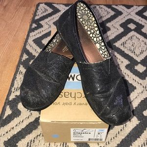 AUTHENTIC!! Black Glitter Classic TOMS